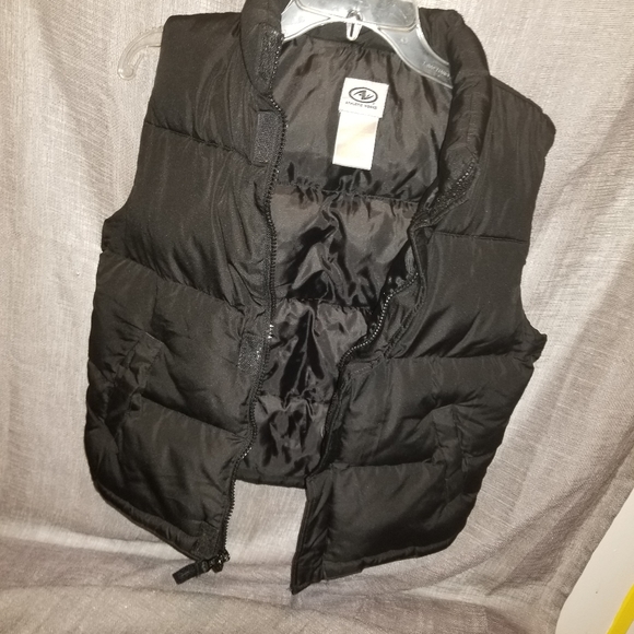 Athletic Works Puffer Vest - Picture 3 of 5